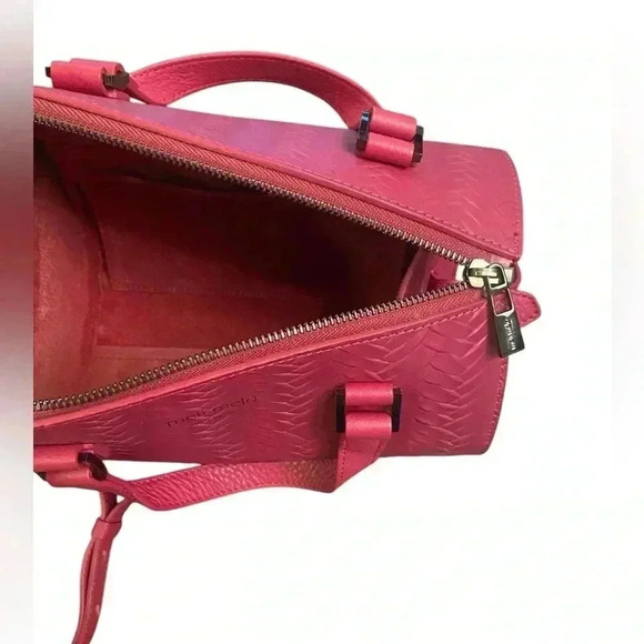 MELI MELO Vera Woven Leather Duffel Satchel In Magenta - Picture 8 of 12
